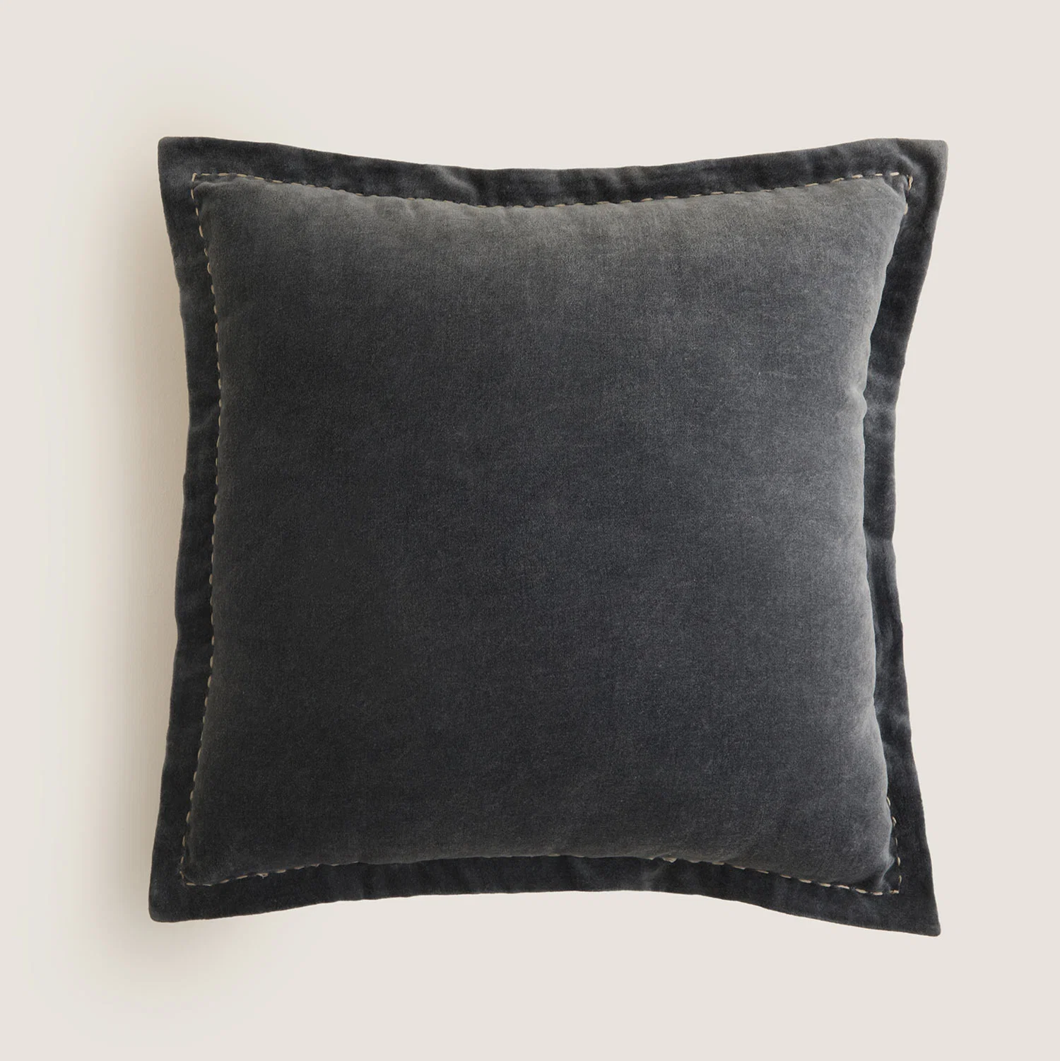 BELICIA CUSHION