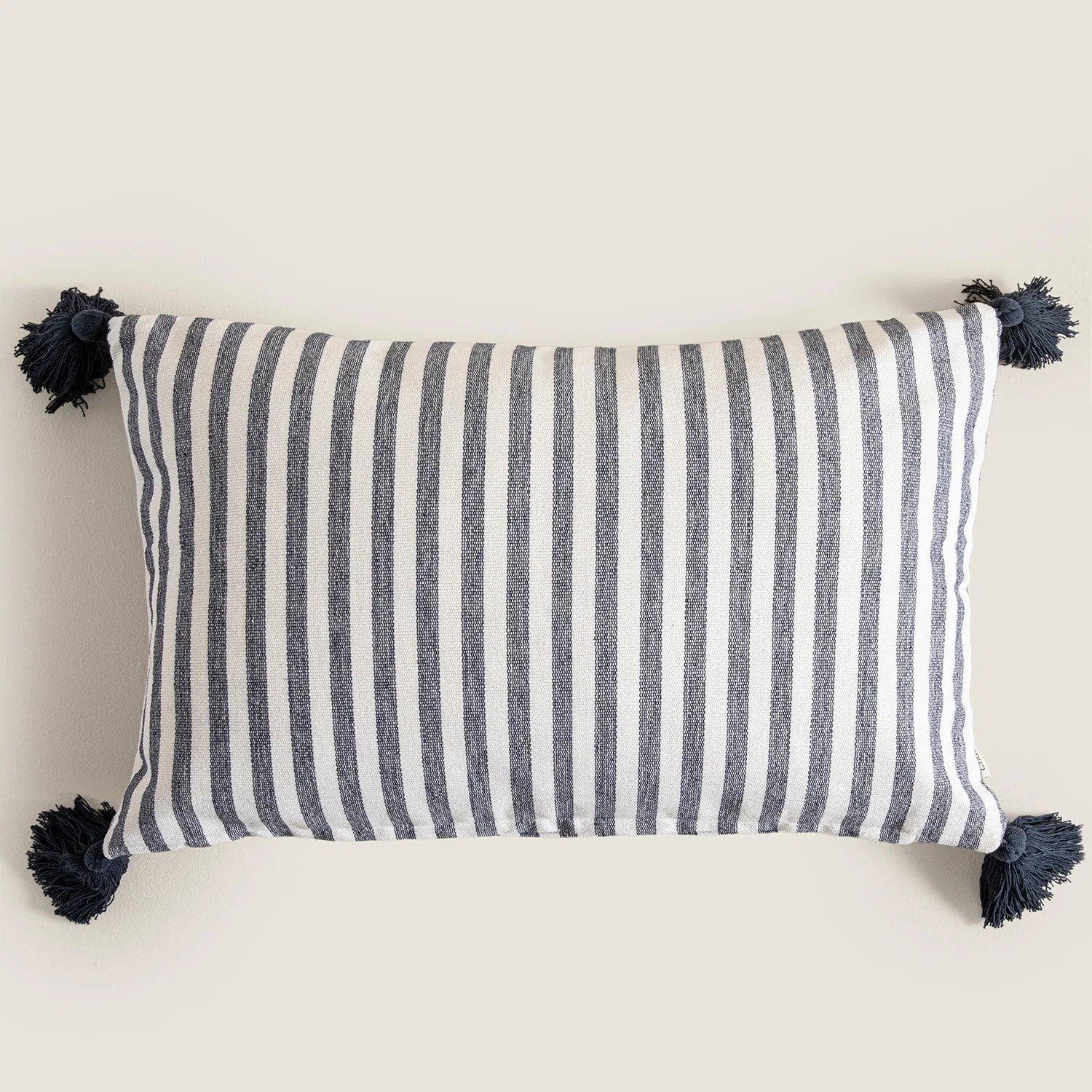 BONI CUSHION