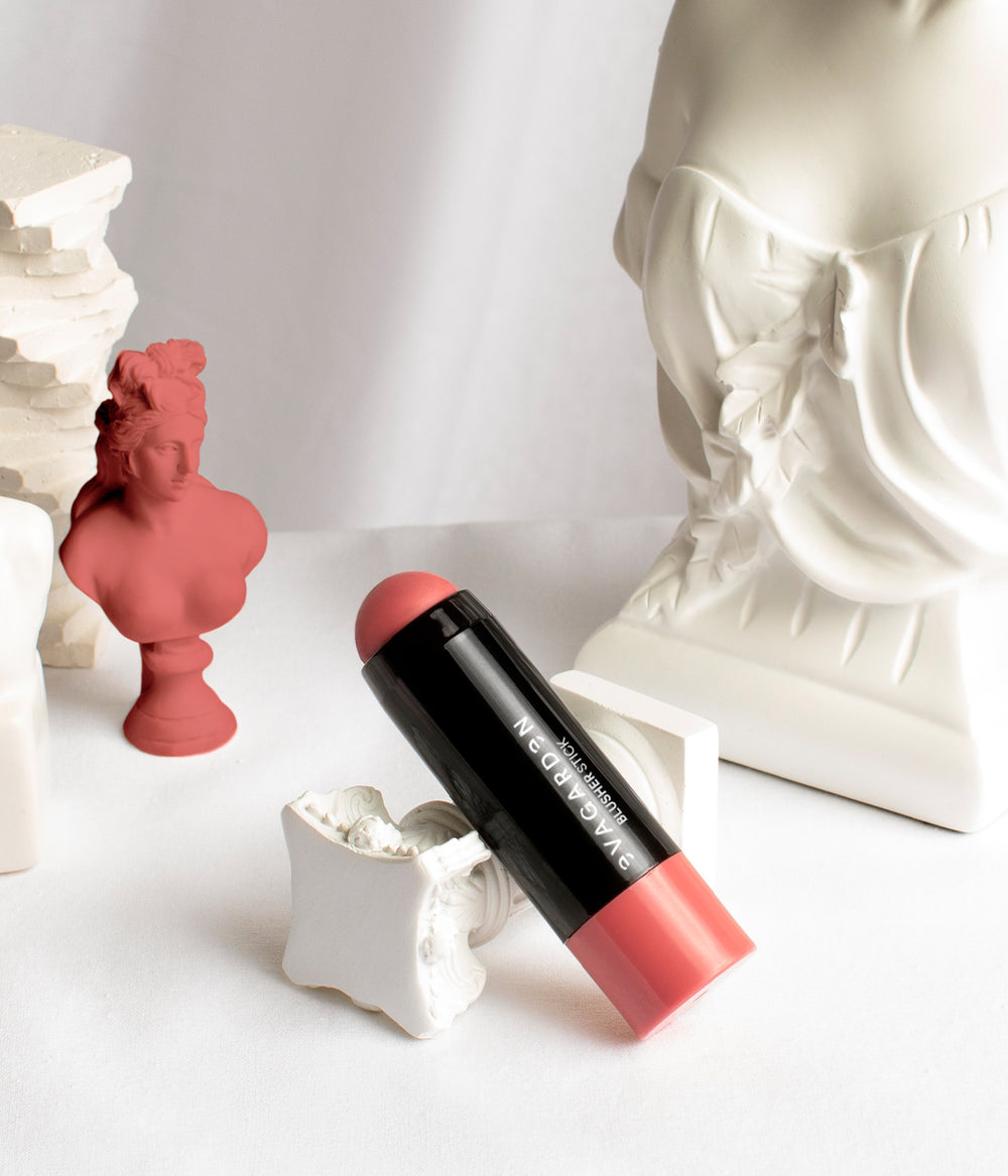 Evagarden Blusher Stick 76 Shell Pink, still life