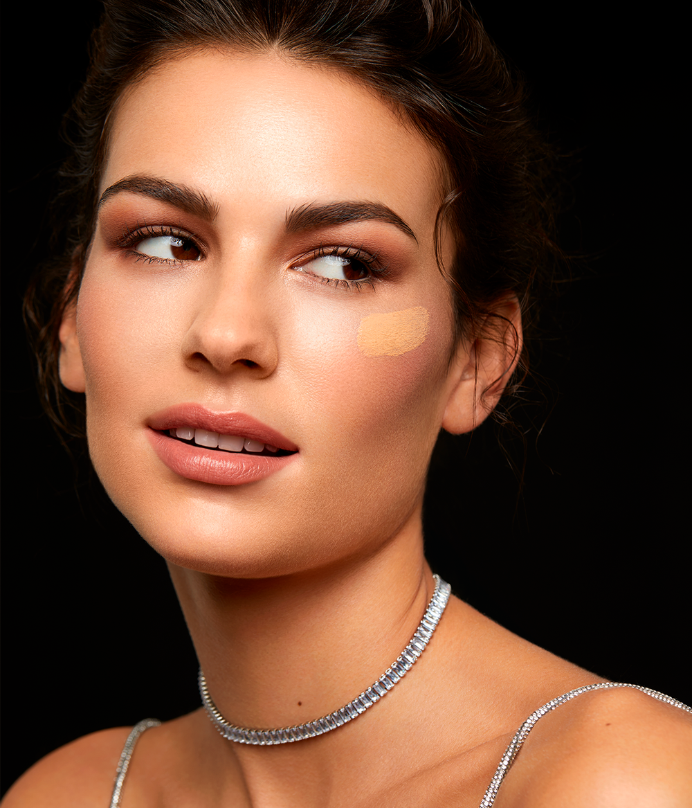 Evagarden Double Last Foundation, on model