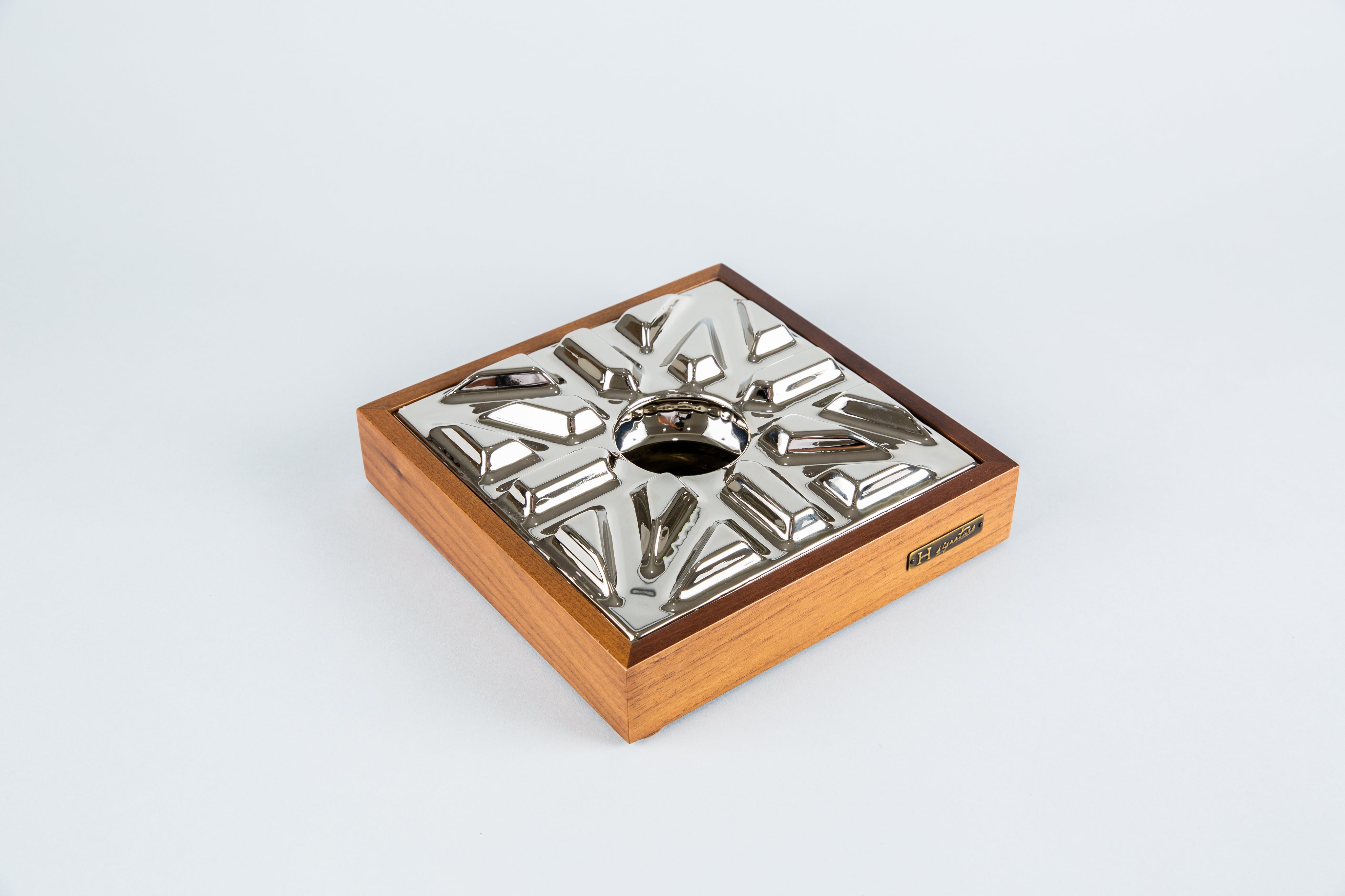 LUCERO XIV ASHTRAY