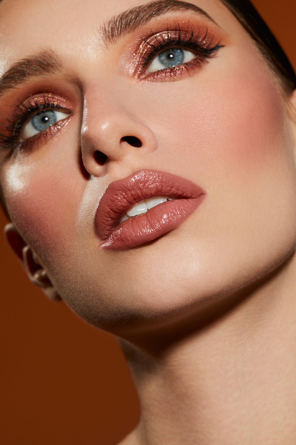 Evagarden Pleasure 3D Lipstick 503 Rose Tan, still life