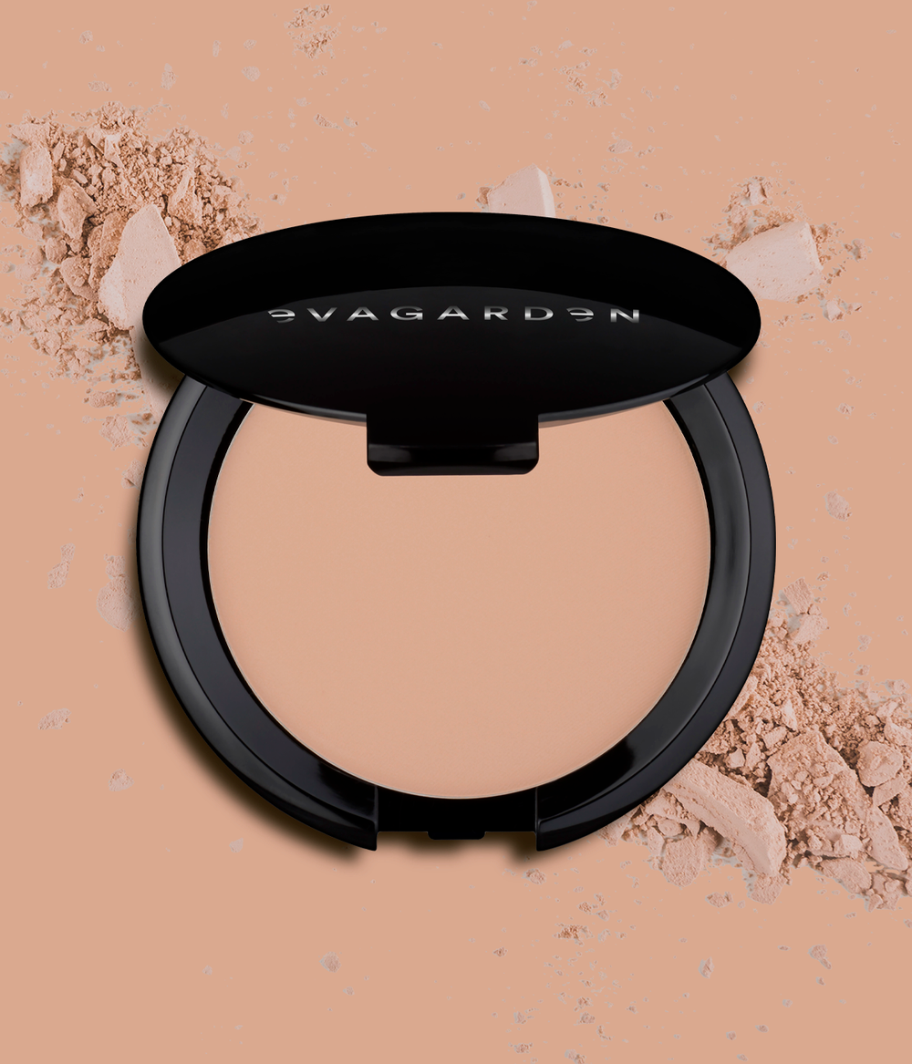 Evagarden Luxury Compact Powder 886 Light, still life