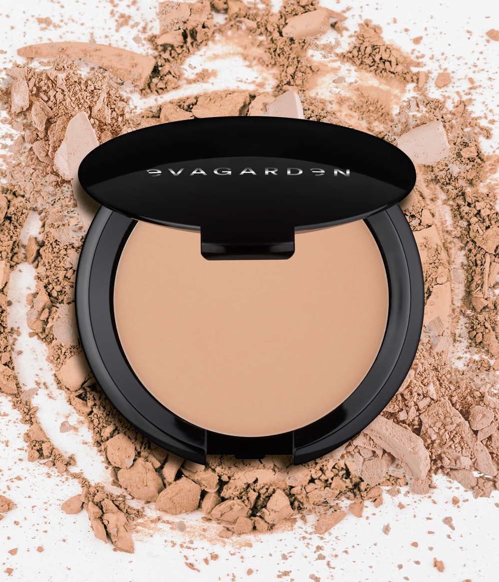 Evagarden Luxury Compact Powder 886 Light, still life
