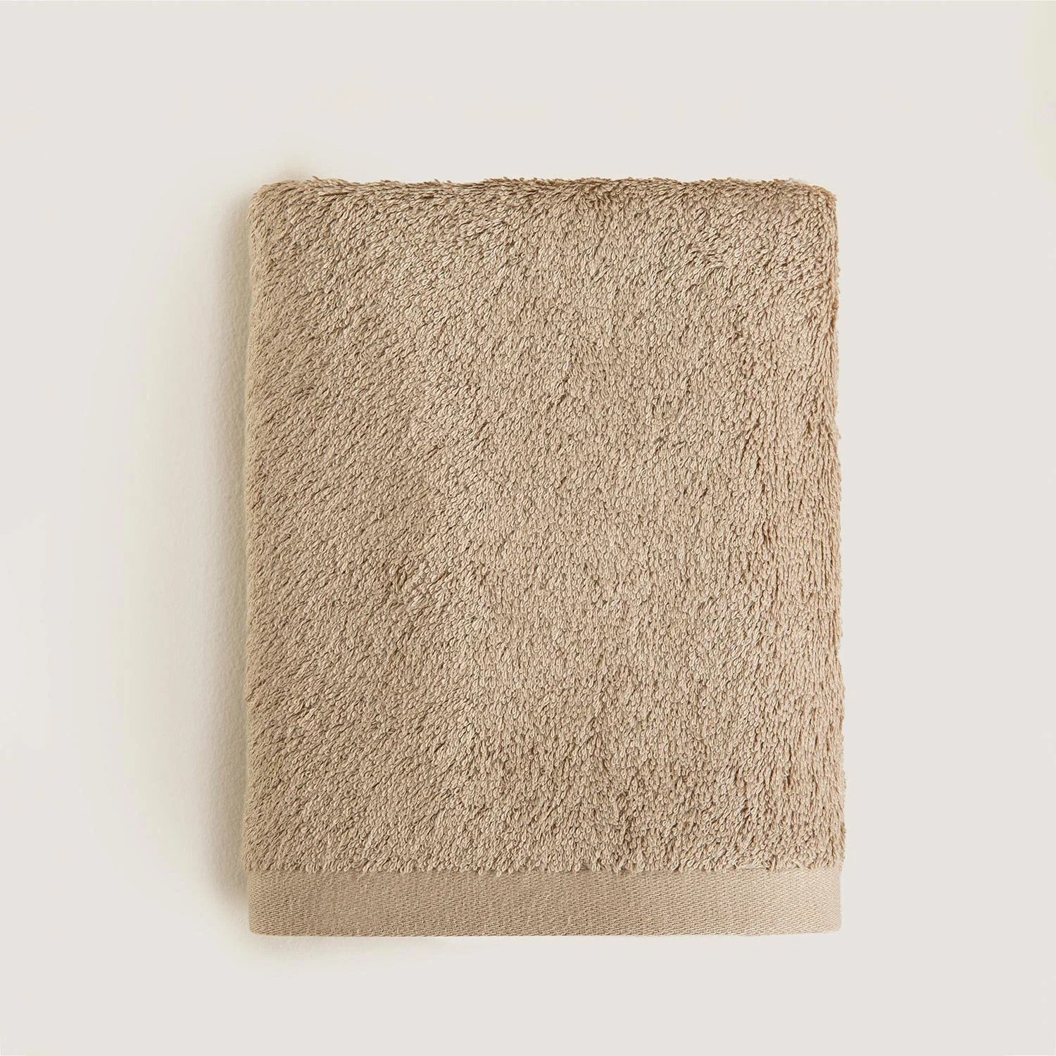 SOLID TOWEL