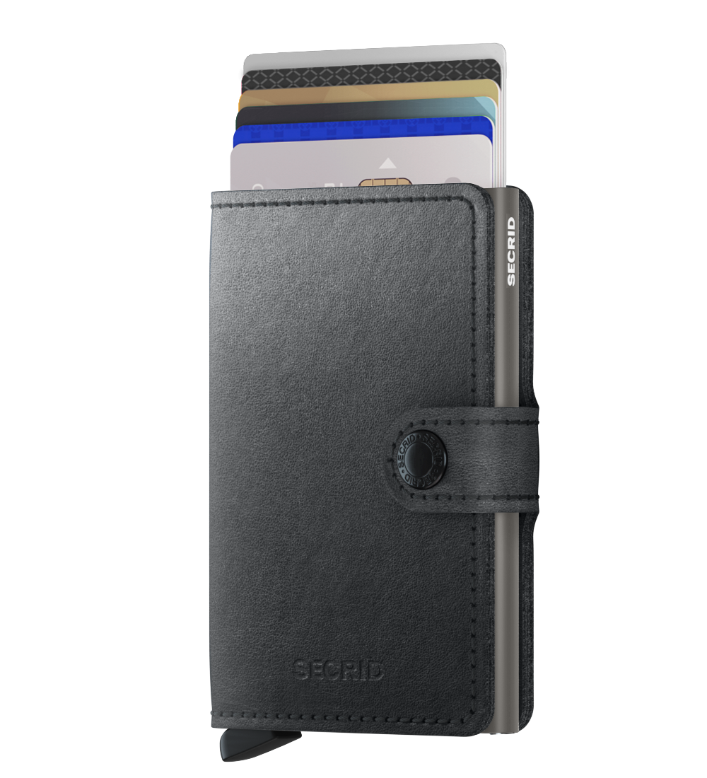Secrid_Miniwallet_Mirum_Black_Front_Cards.png