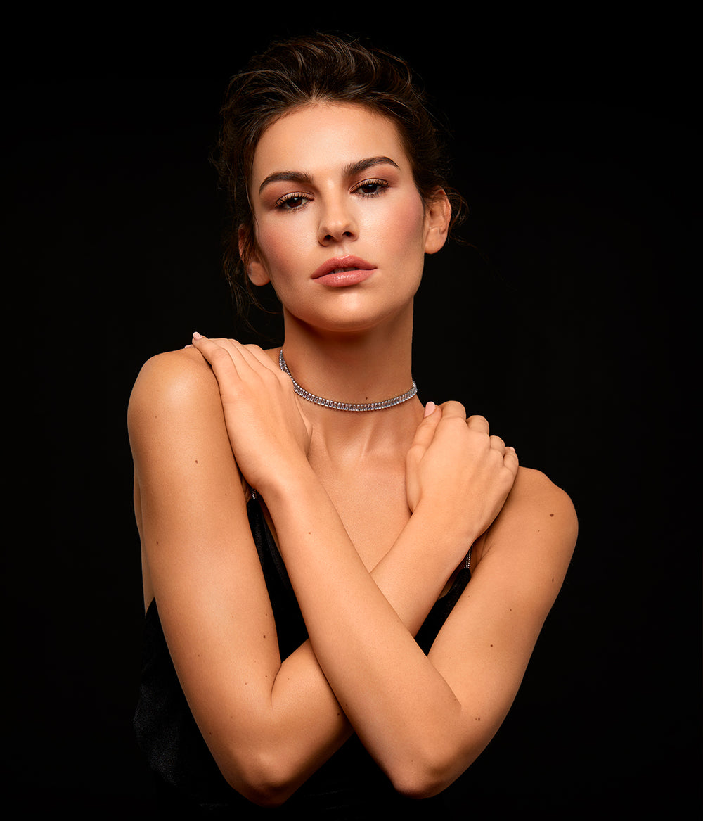 Evagarden Skin Tint Serum, on model