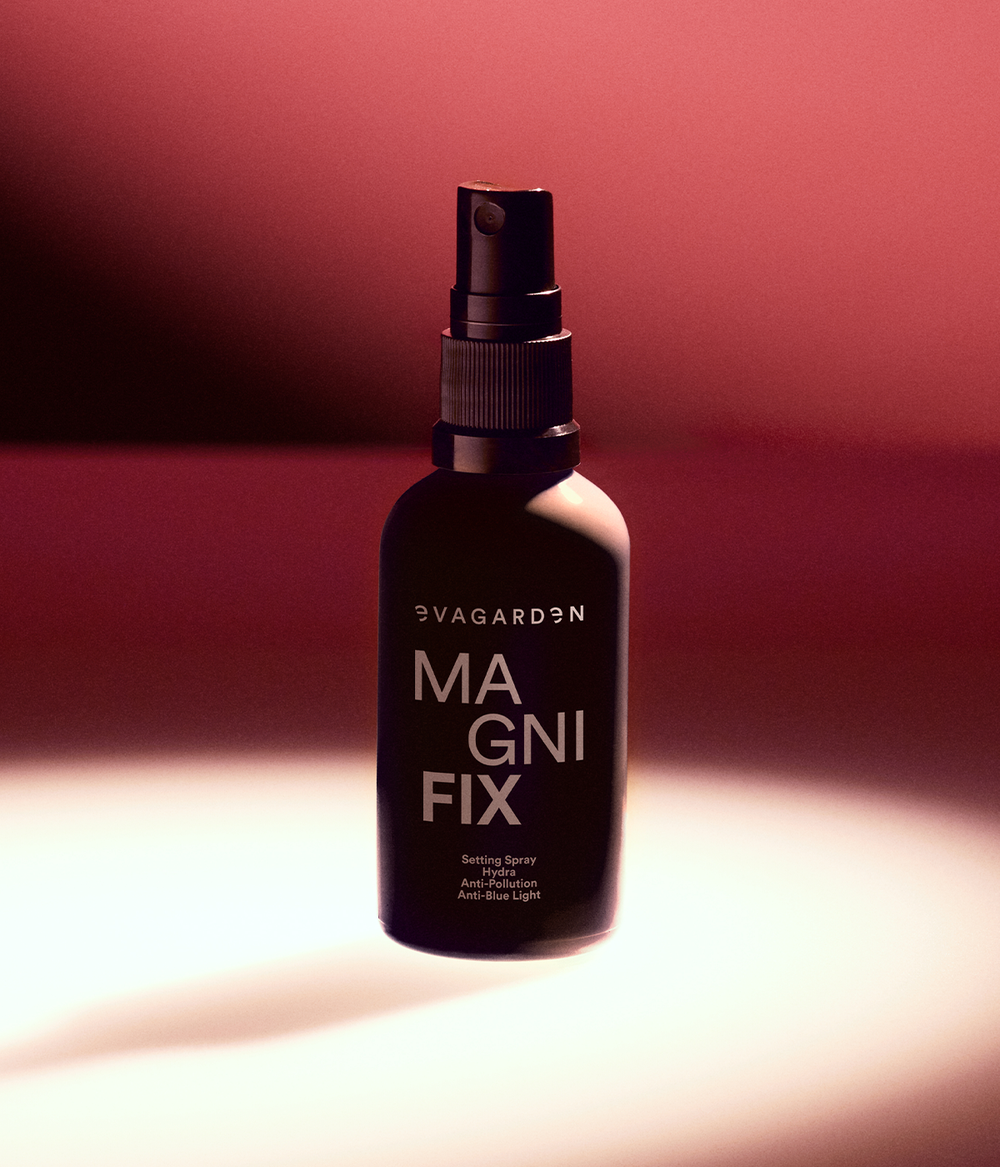 Evagarden Magnifix Setting Spray, still life