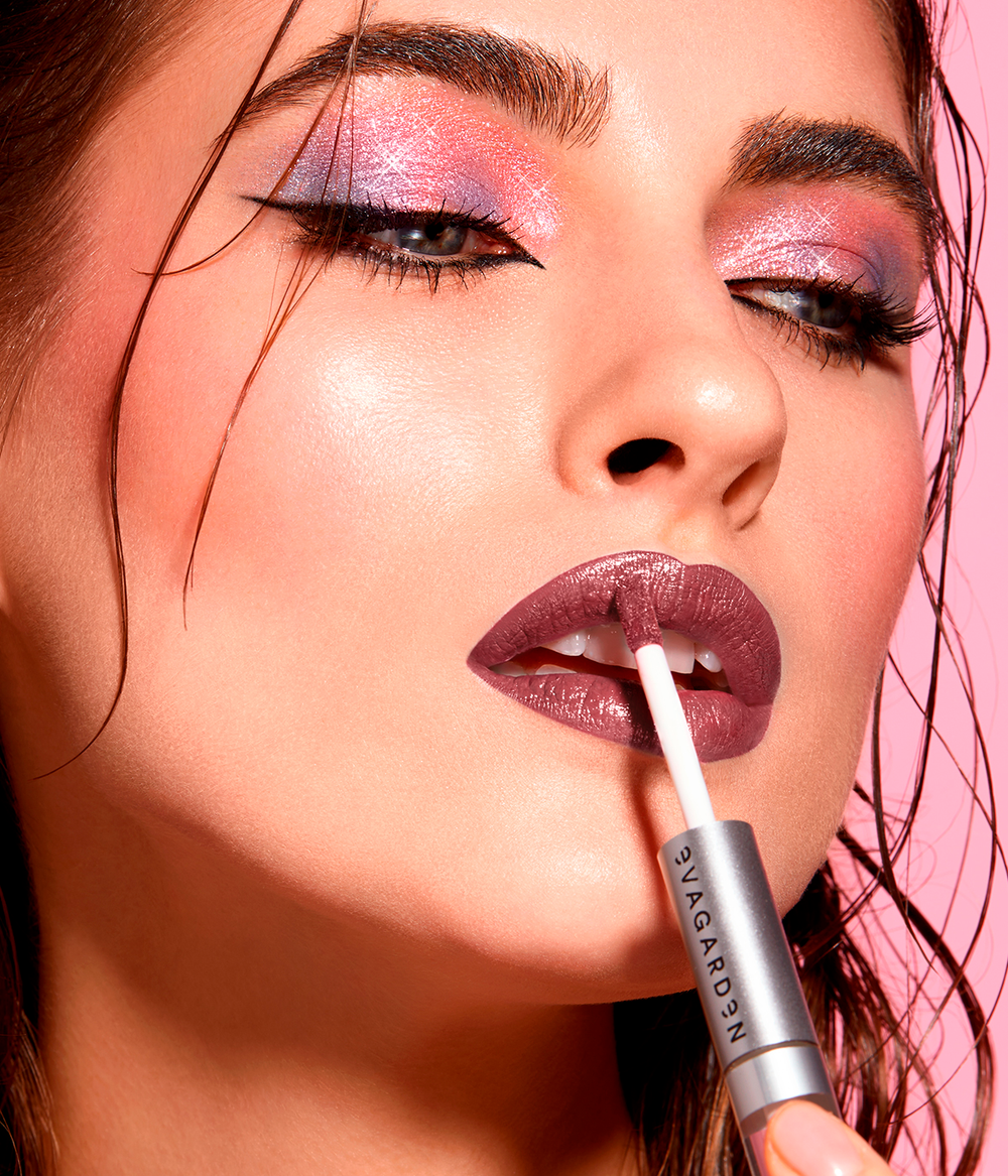 Evagarden Ultra Lasting Lip Cream 715 Light Plum, on model