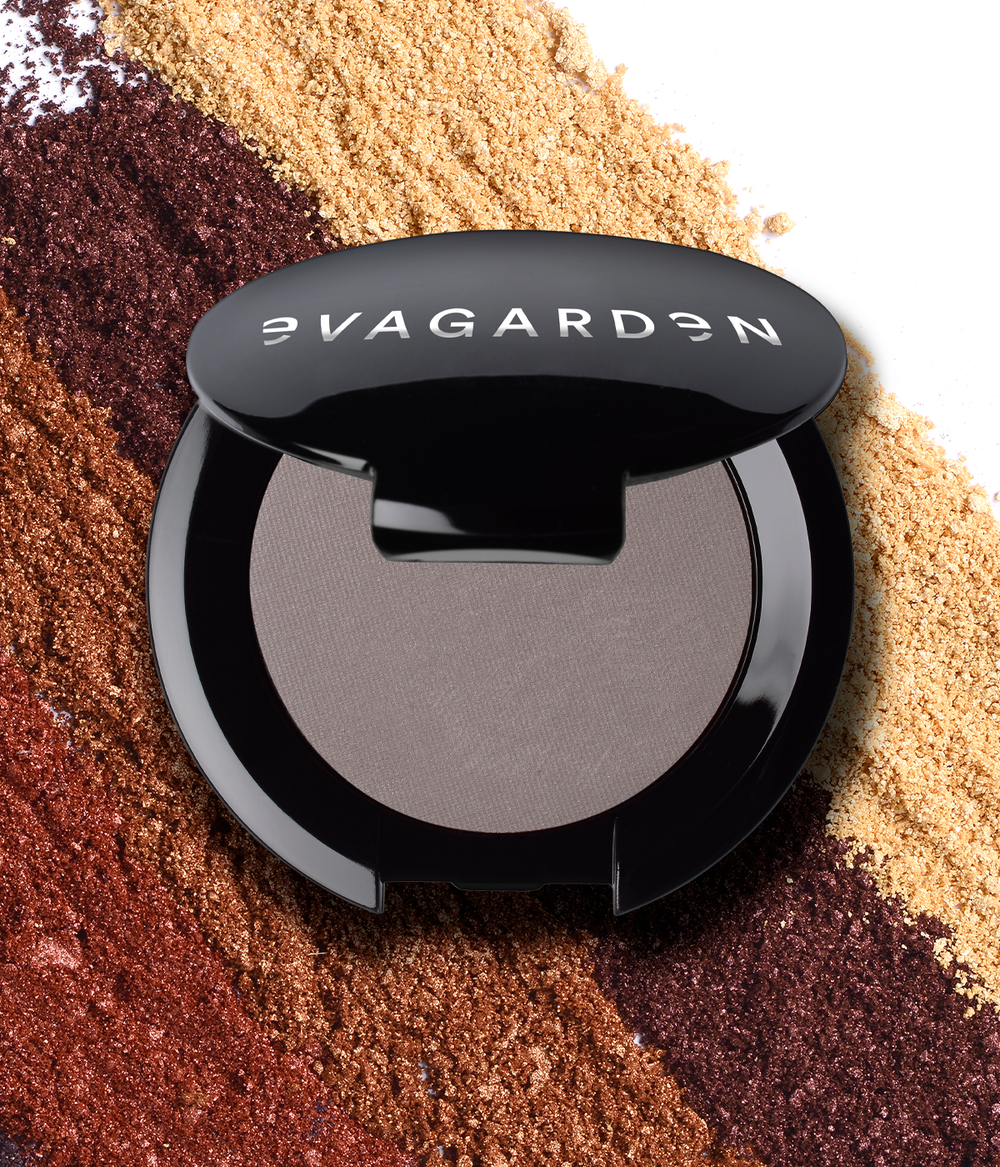 Evagarden Velvet Matte Eye Shadow 124 Iron, still life