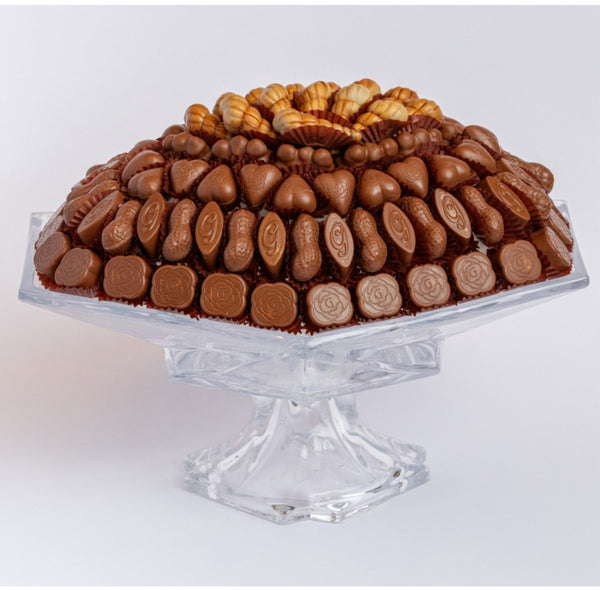 Arya Hexagon Crystal Footed Bowl filled with Ghraoui chocolates